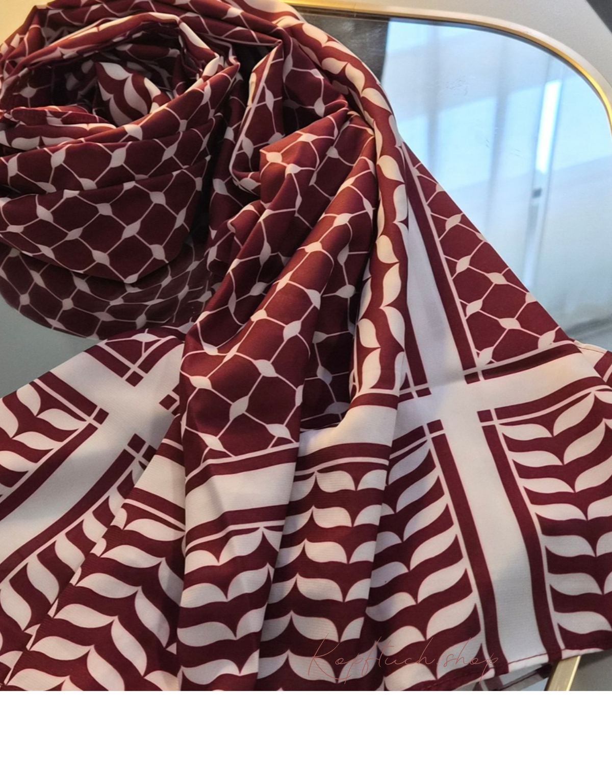 Keffiyeh Hijab Bordeaux-Creme – Premium Diamond Georgette
